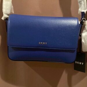 NWT DKNY Blue purse. Adjustable strap.